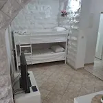 Anita Apartment