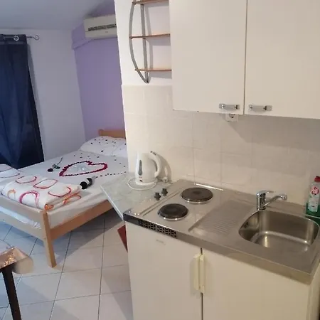 Anita Apartment
